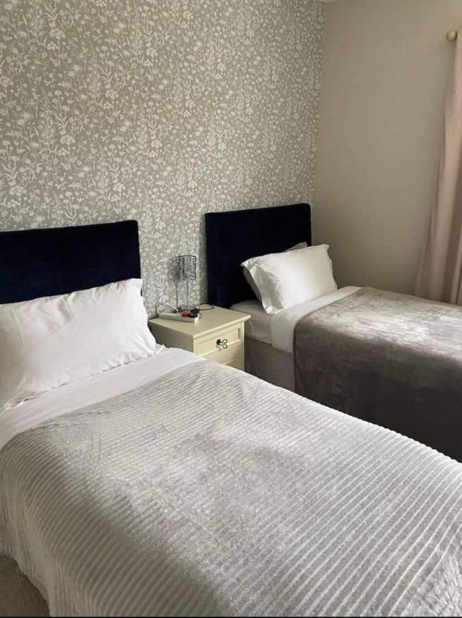 Drop Anchor House, Spacious 3 Bedroom Apartment, Fabulous Sea Views Cleggan Luaran gambar